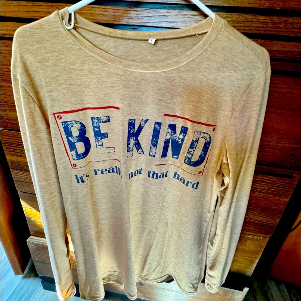 Womens long sleeve T shirt